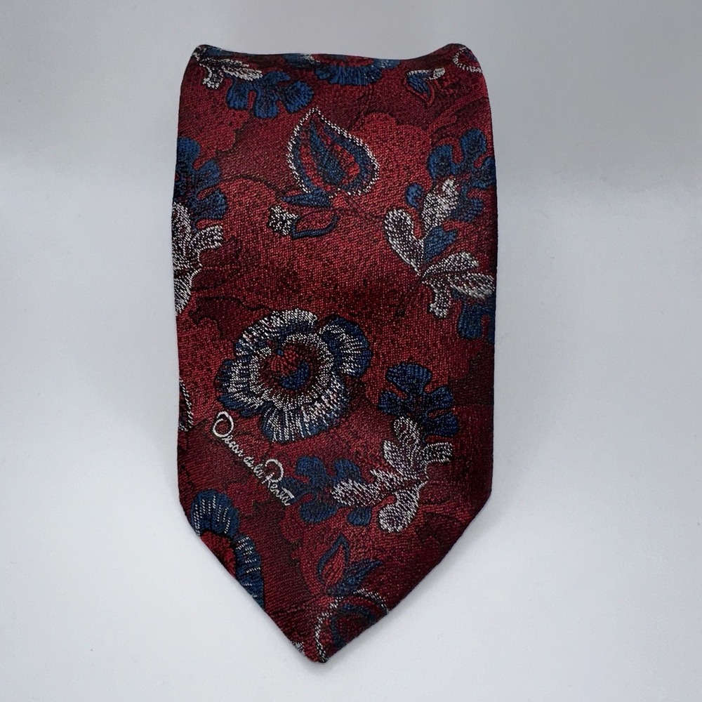 Oscar de la Renta Necktie Silk Floral Paisley OS Red Woven Designer Excellent